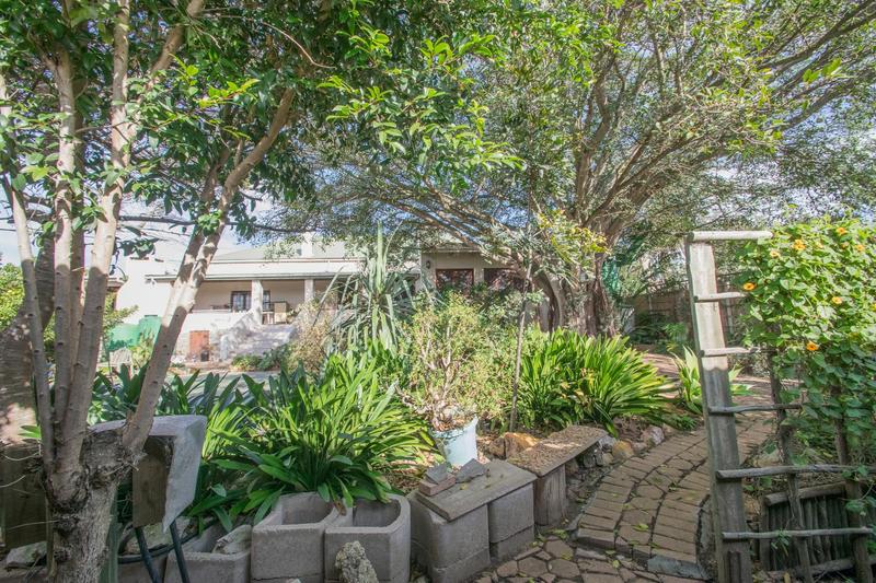 3 Bedroom Property for Sale in Albertinia Western Cape